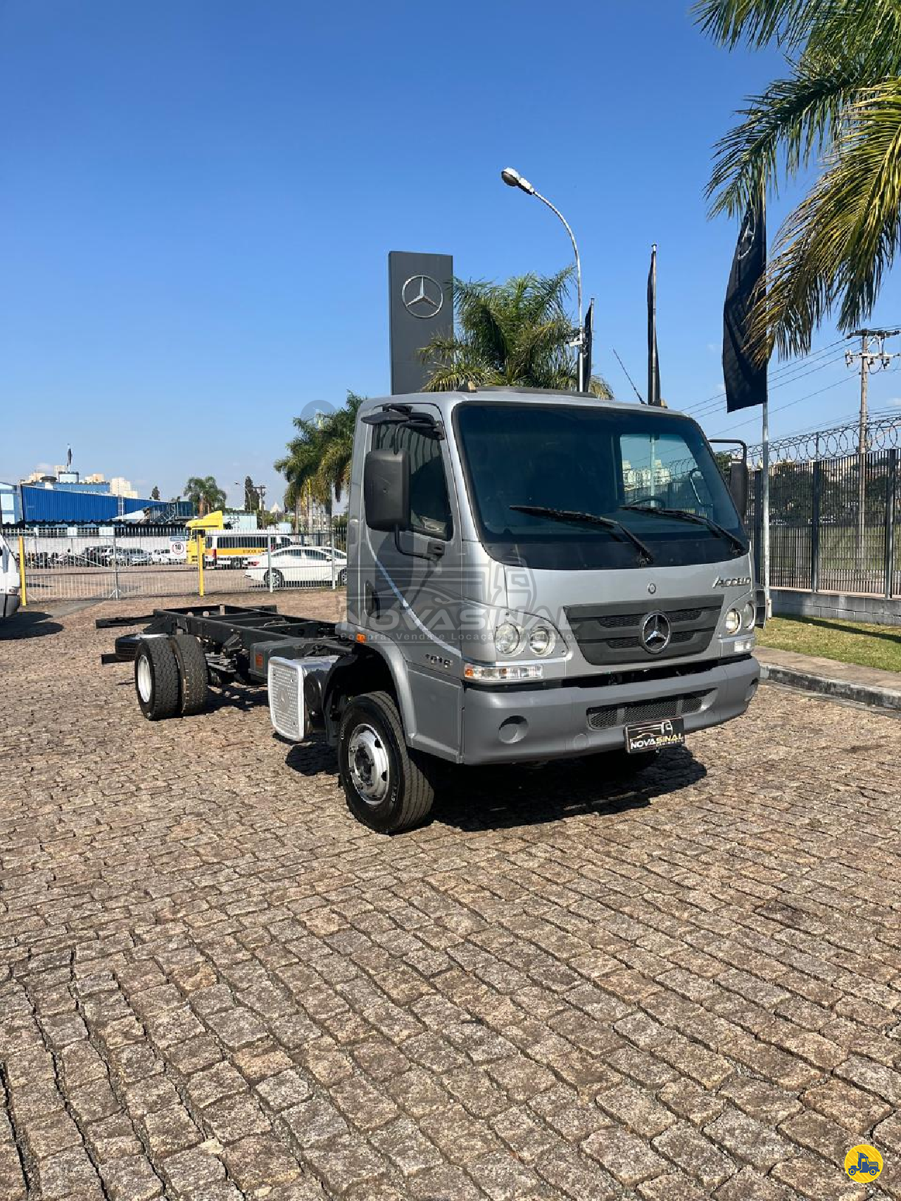 CAMINHAO MERCEDES-BENZ MB 1016 Chassis 3/4 4x2 Nova Sinal Caminhões JUNDIAI SÃO PAULO SP